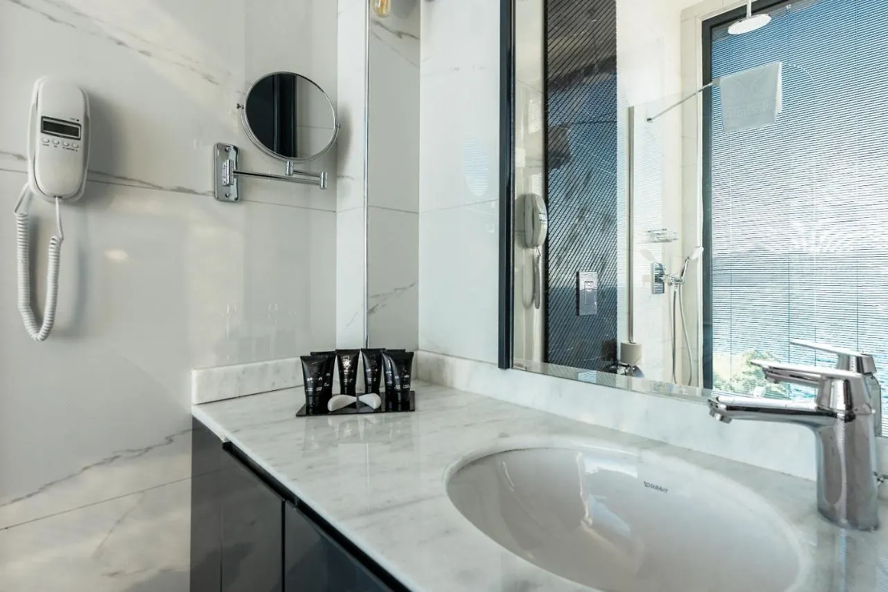 **  Lucky Monkey Hotel Antalya Turcia